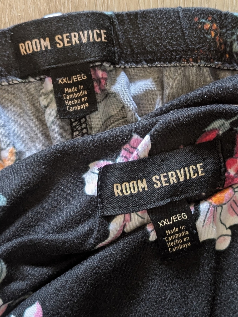 Room Service Black Floral Soft Short Sleeve And Capri Pajama Set XXL - Picture 6 of 6